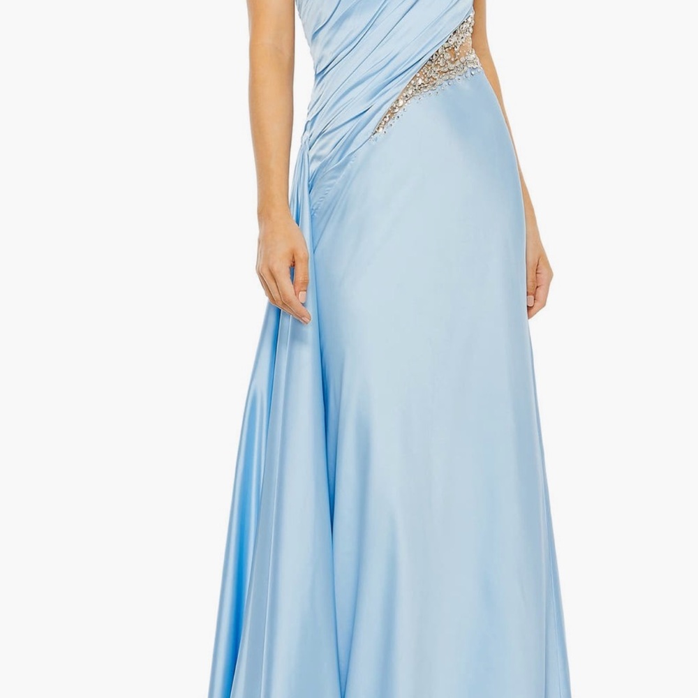 Elegant Blue Evening Gown